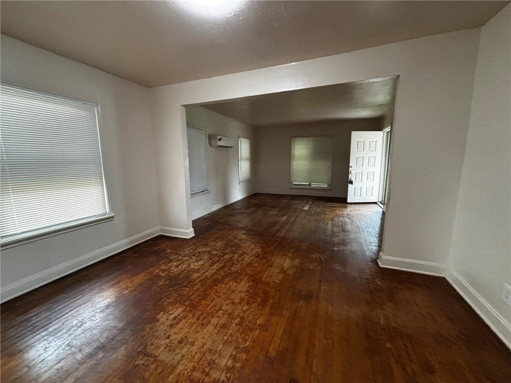 1241 Cambridge Dr - Photo 3 of 16