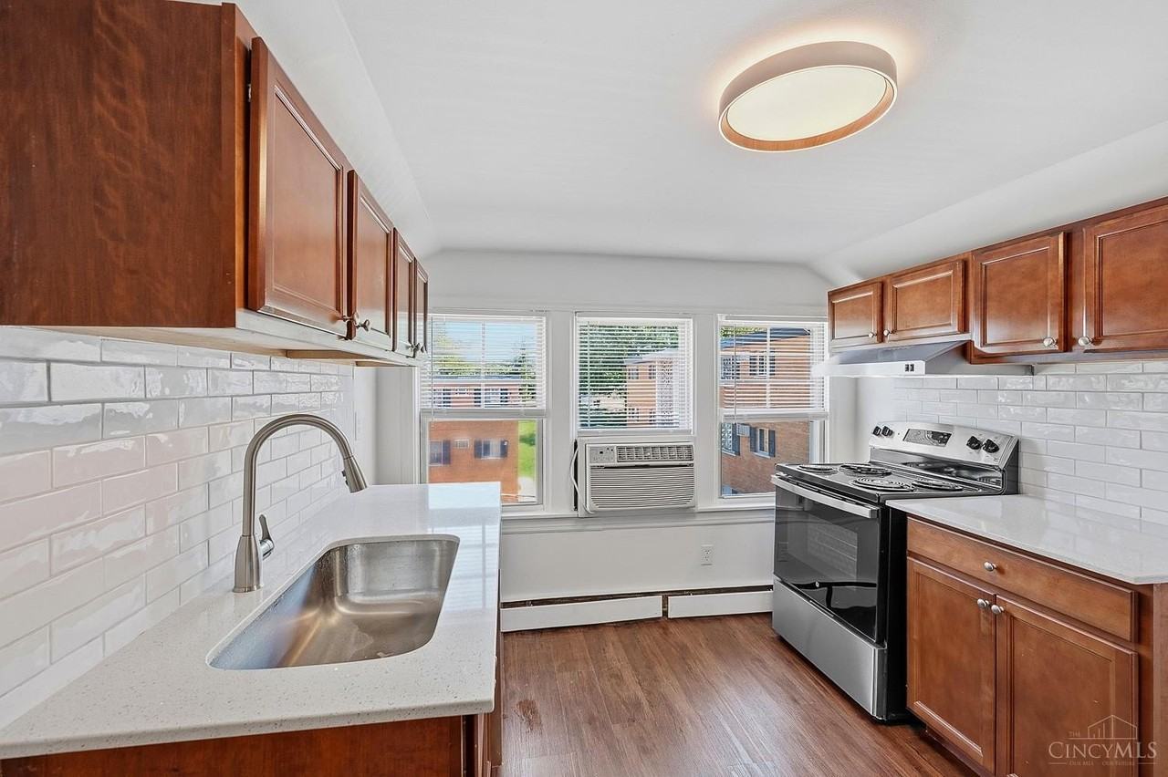 202 N East St #29 - Photo 4 of 8