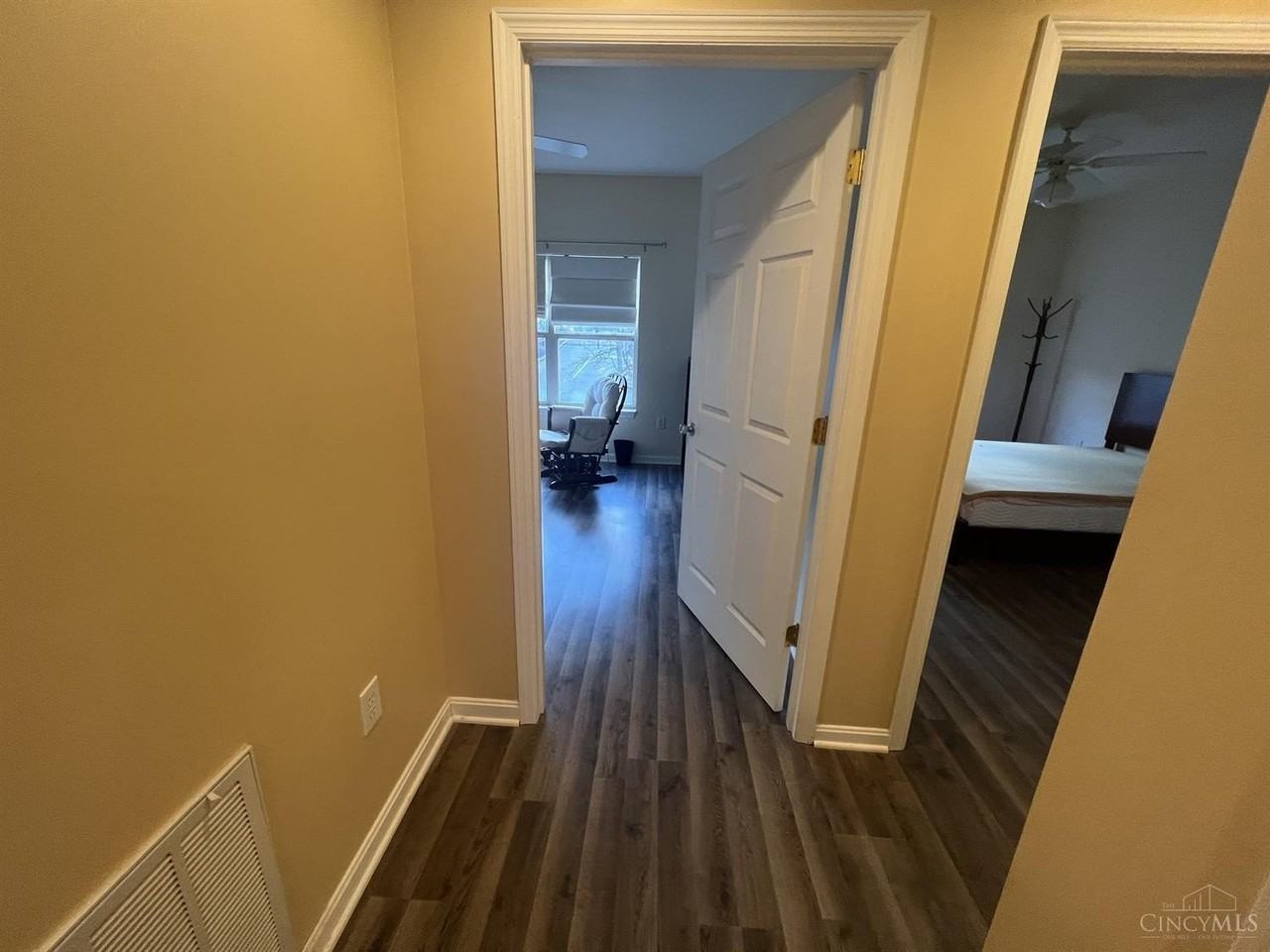 207 E University Ave #6A - Photo 7 of 13