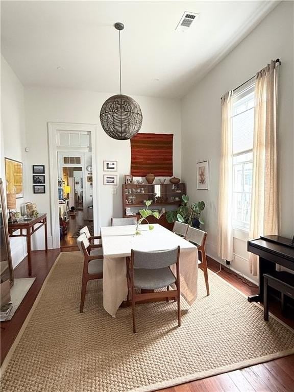 2422 Columbus St - Photo 3 of 15