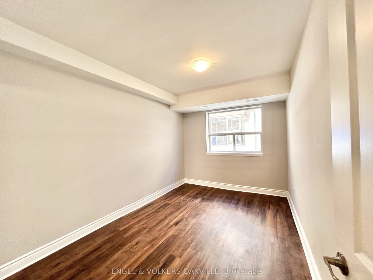 9 Thirty Third Street 106 - Photo 5 of 6
