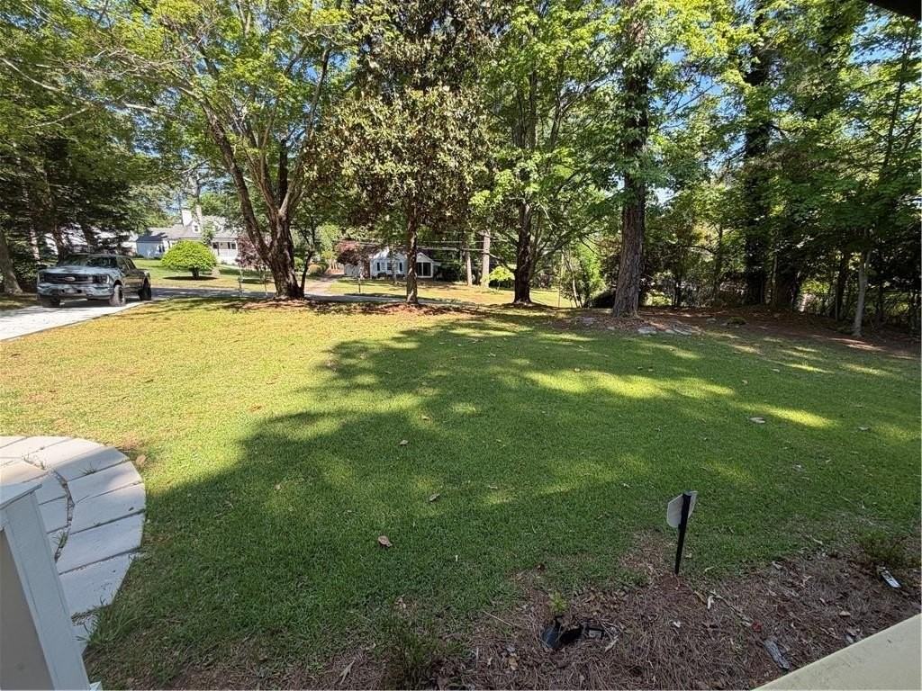 2190 Highview Rd Sw - Photo 3 of 25