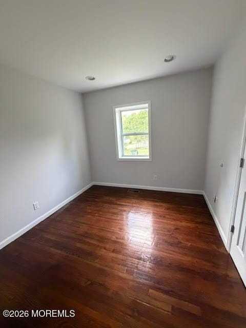 206 Taylors Mills Rd - Photo 7 of 9