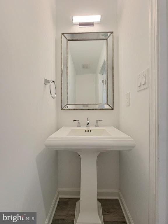 106 S State St #2N - Photo 3 of 9
