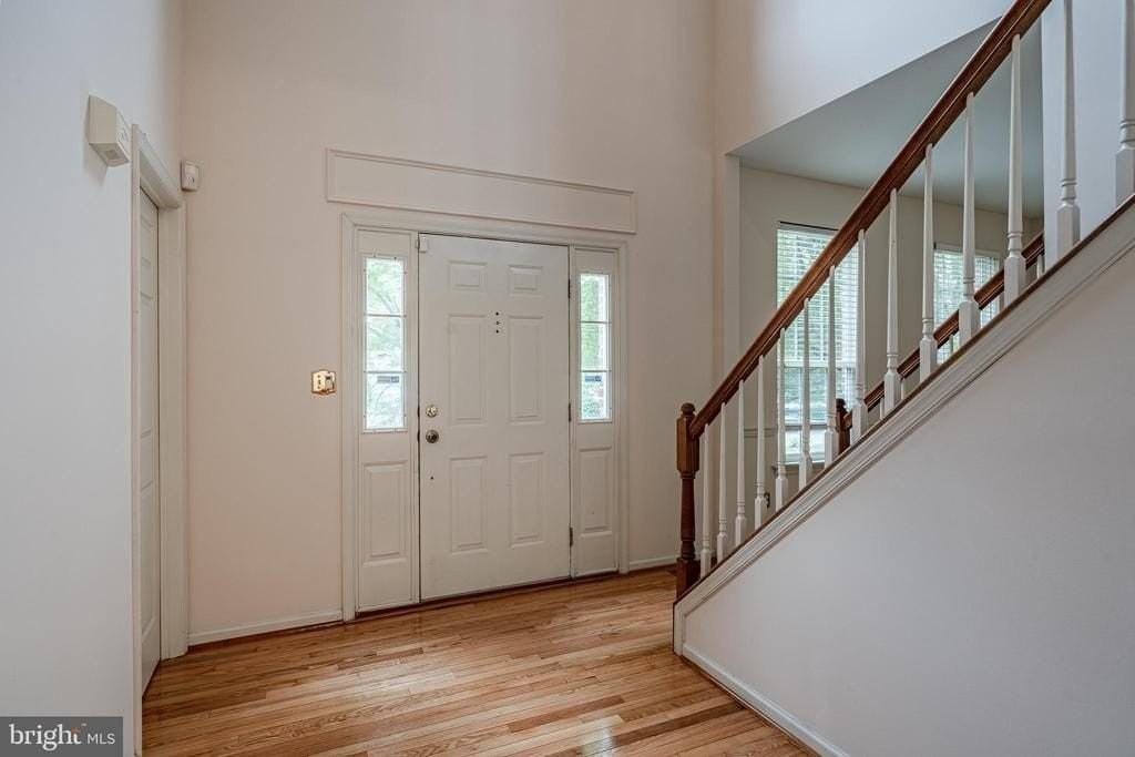 129 Spur Ln - Photo 3 of 31