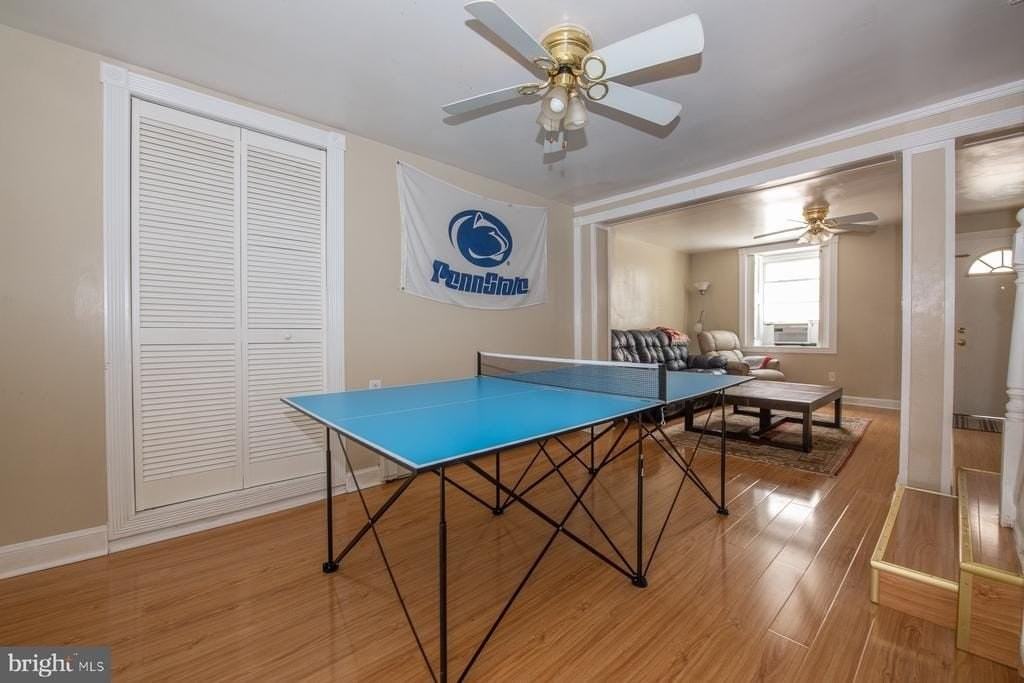 4424 Saint Davids St - Photo 7 of 29