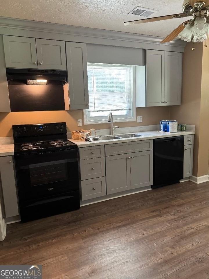475 Bay Creek Rd - Photo 3 of 6