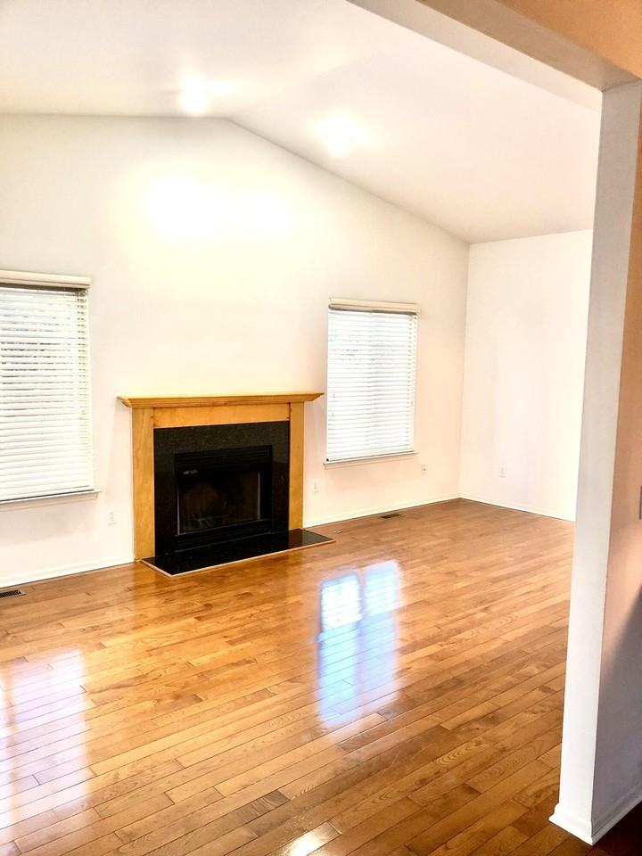 6145 Gabrielle Ave - Photo 4 of 22