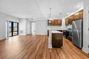 1040 Kennedy Blvd #305 - Photo 1 of 1