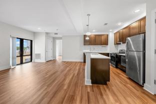 1040 Kennedy Blvd #605 - Photo 1 of 1