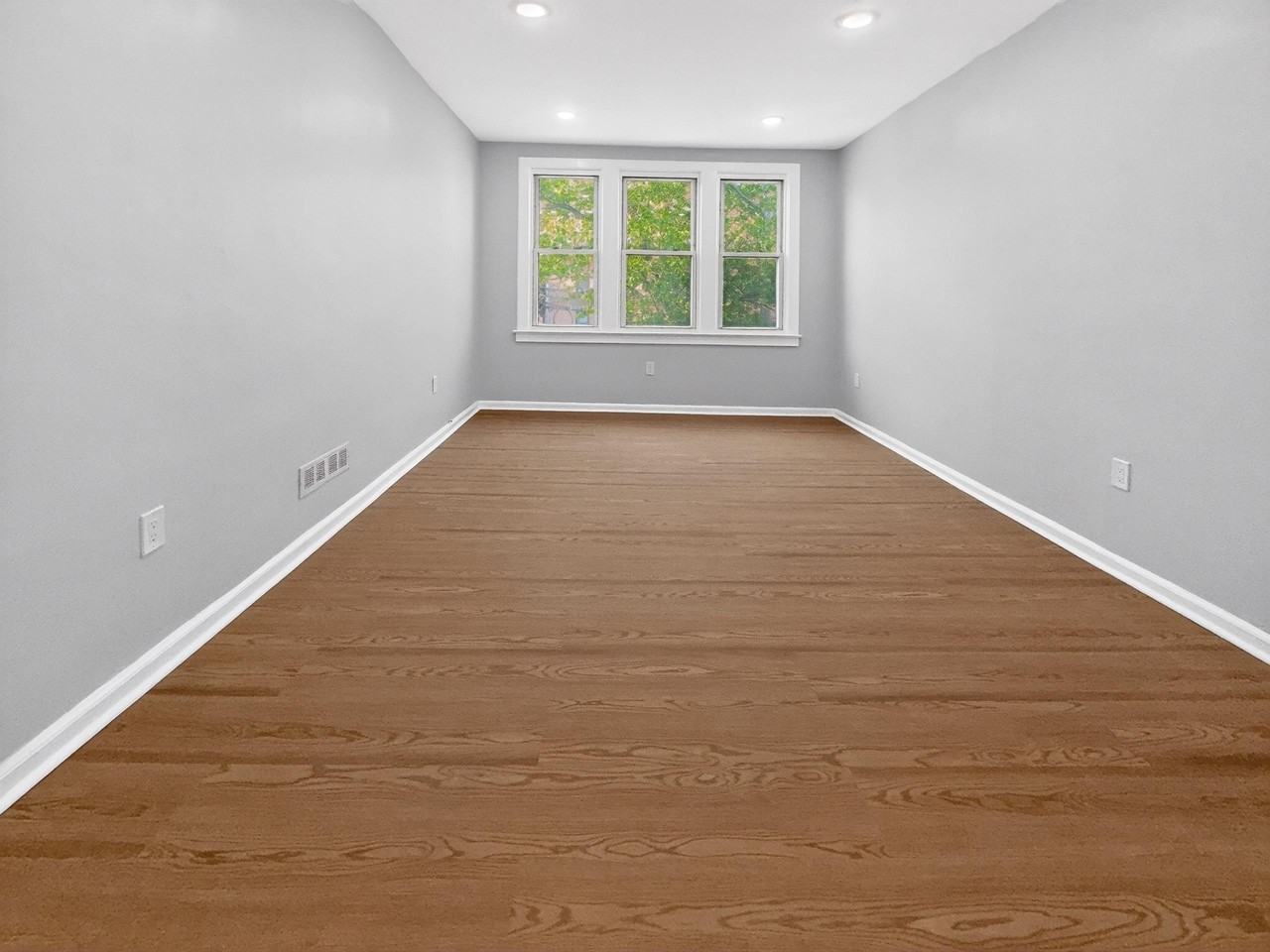 12 E 49th St #2 - Photo 3 of 28