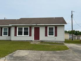 1820 Burgaw Hwy - Photo 1 of 1