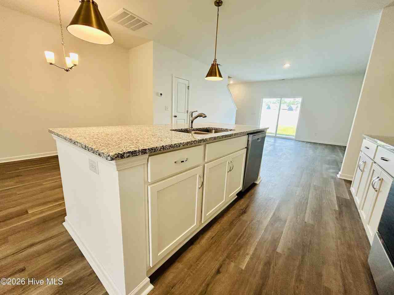 7122 Fisk Dr Ne #93 - Photo 2 of 15