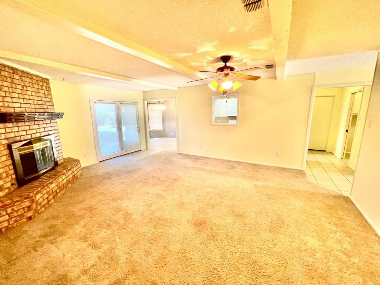 4607 64th St - Photo 6 of 15