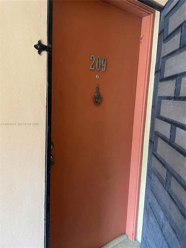 401 Nw 72nd Ave #209D