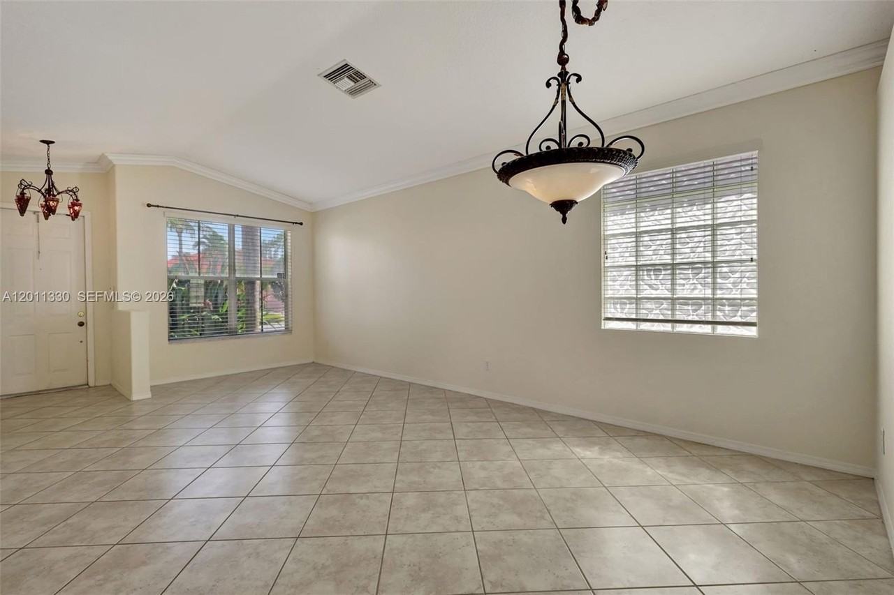 8481 Siciliano St #8481 - Photo 4 of 50