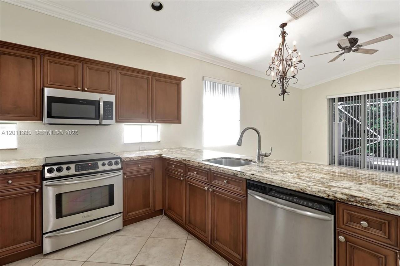 8481 Siciliano St #8481 - Photo 7 of 50