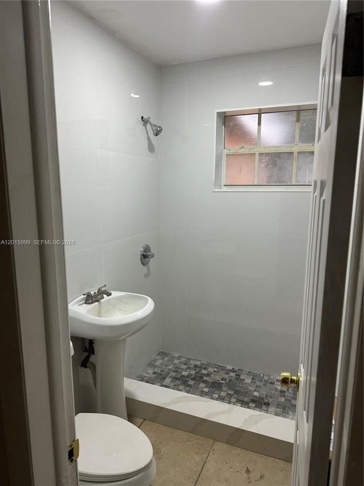 4141 Sw 32nd Dr - Photo 6 of 6