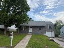 452 Bluff Dr - Photo 1 of 1
