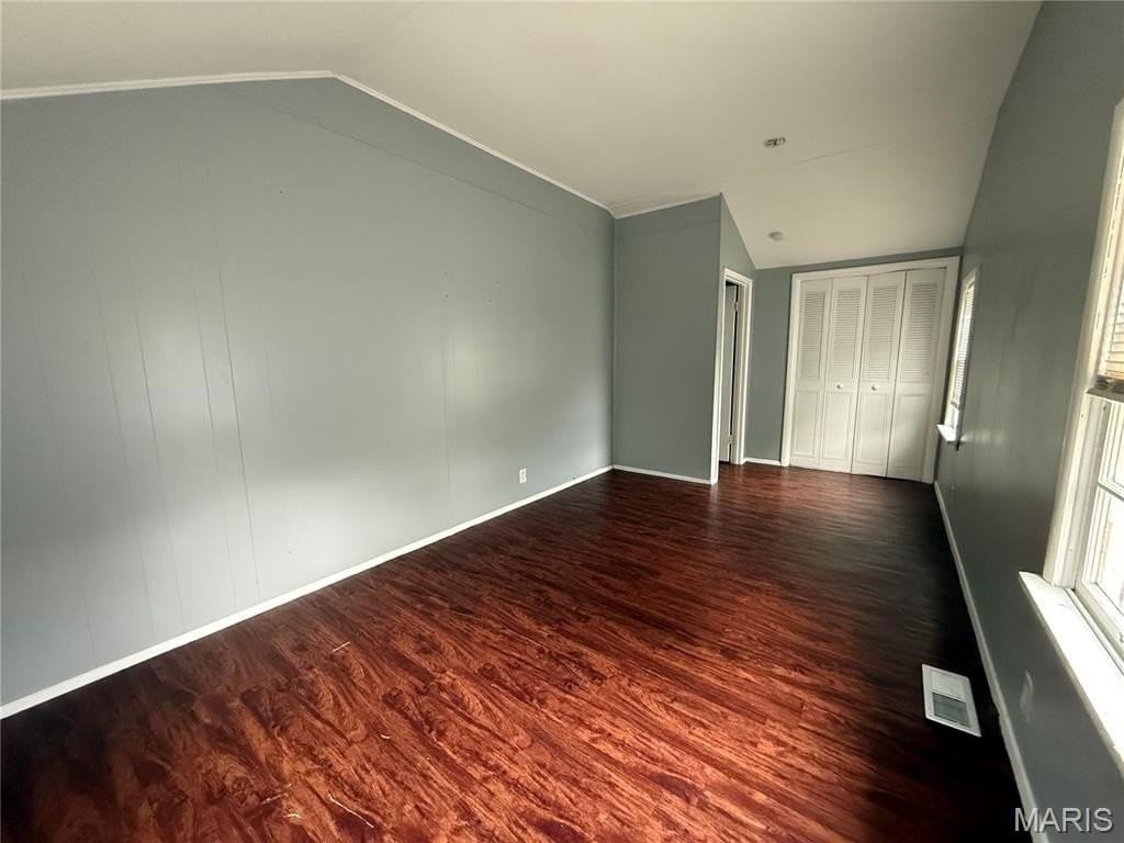 452 Bluff Dr - Photo 6 of 9