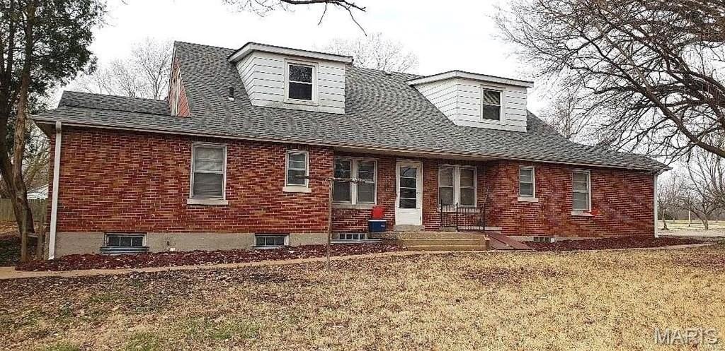 1308 Caseyville Ave - Photo 4 of 20