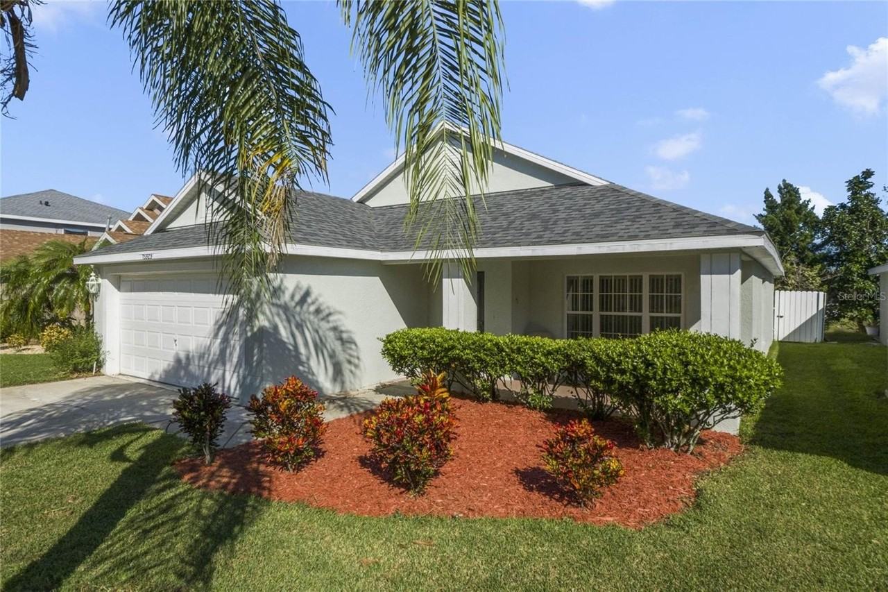 15929 Bay Vista Dr - Photo 2 of 29