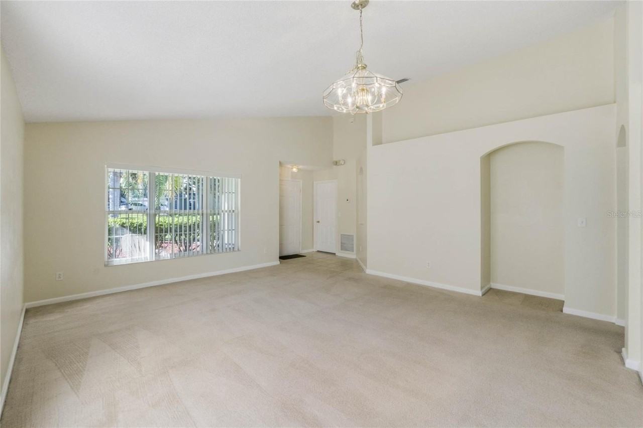 15929 Bay Vista Dr - Photo 5 of 29