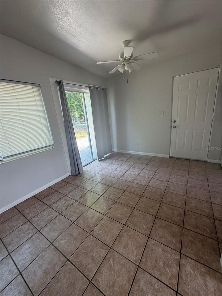 720 Faber Dr - Photo 6 of 13