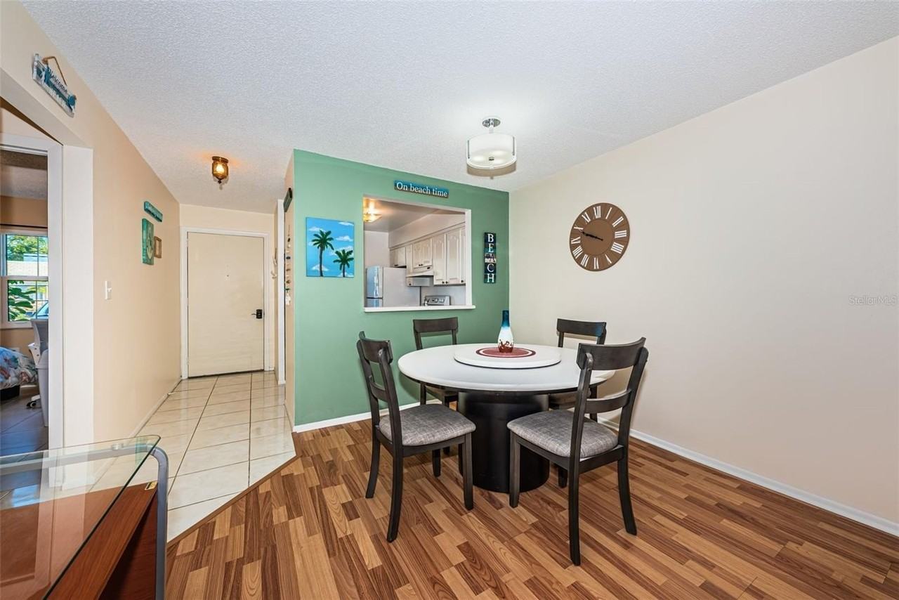 11511 113th St #5B - Photo 4 of 22