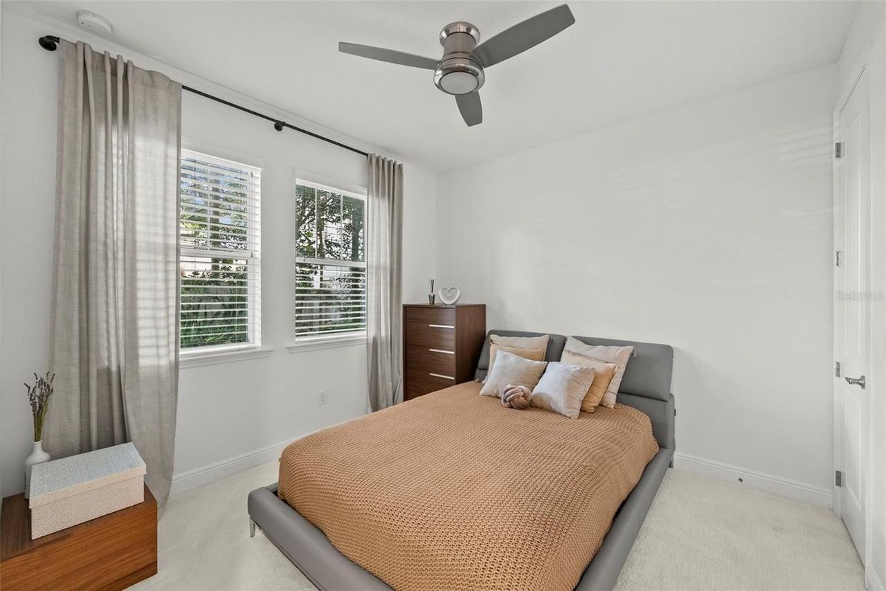420 S Lincoln Ave - Photo 4 of 47