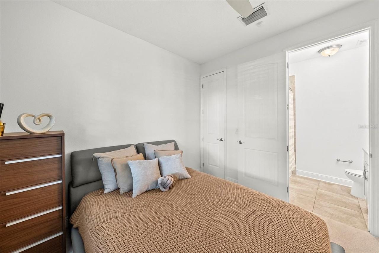 420 S Lincoln Ave - Photo 5 of 47