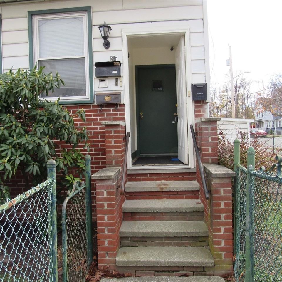 35 Taylor Ave #2 - Photo 2 of 19