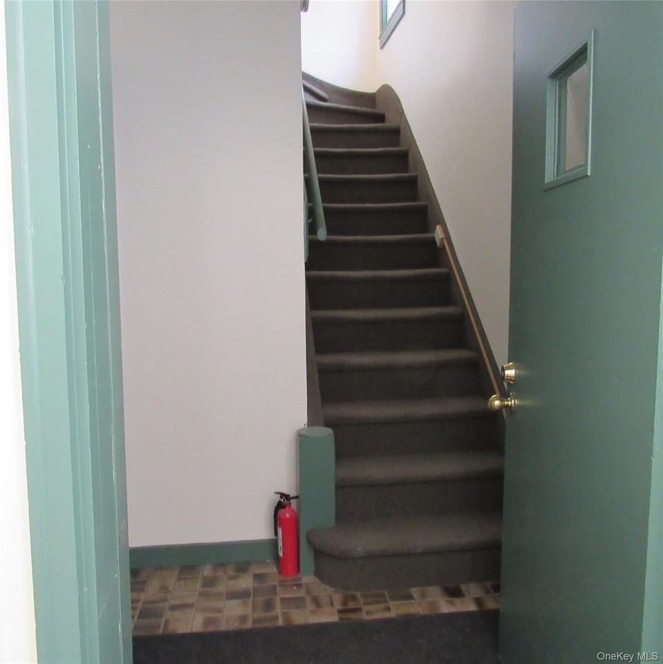 35 Taylor Ave #2 - Photo 3 of 19