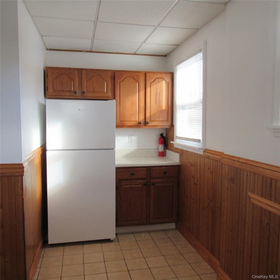35 Taylor Ave #2 - Photo 4 of 19