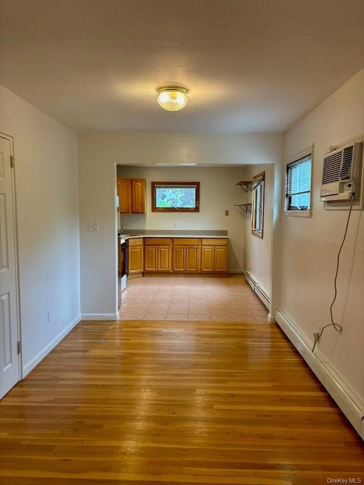 28 Rocco Dr - Photo 3 of 9