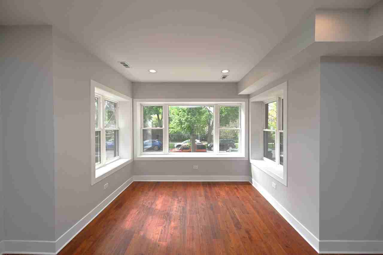 1630 W Thorndale Ave #1 - Photo 4 of 27