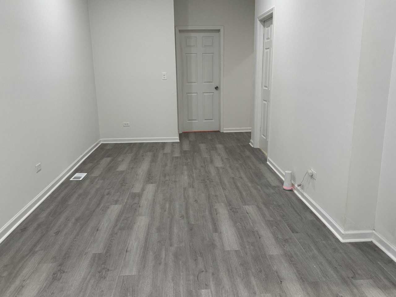 11333 S Edbrooke Ave - Photo 5 of 24