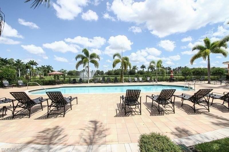 1810 Florida Club Cir #1204