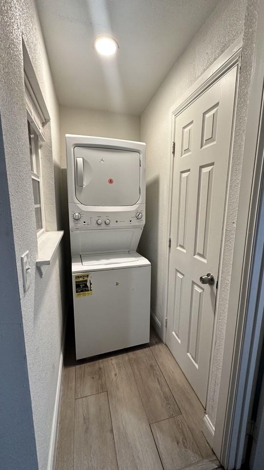 Prichard Ln - Photo 4 of 7