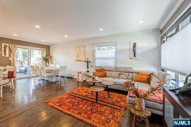326 Brookside Ave - Photo 5 of 27