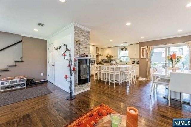 326 Brookside Ave - Photo 7 of 27