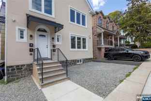 46 Hudson Ave - Photo 1 of 1