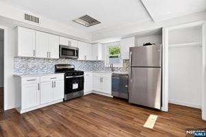 featured image of 292 Louis St ## 1fl