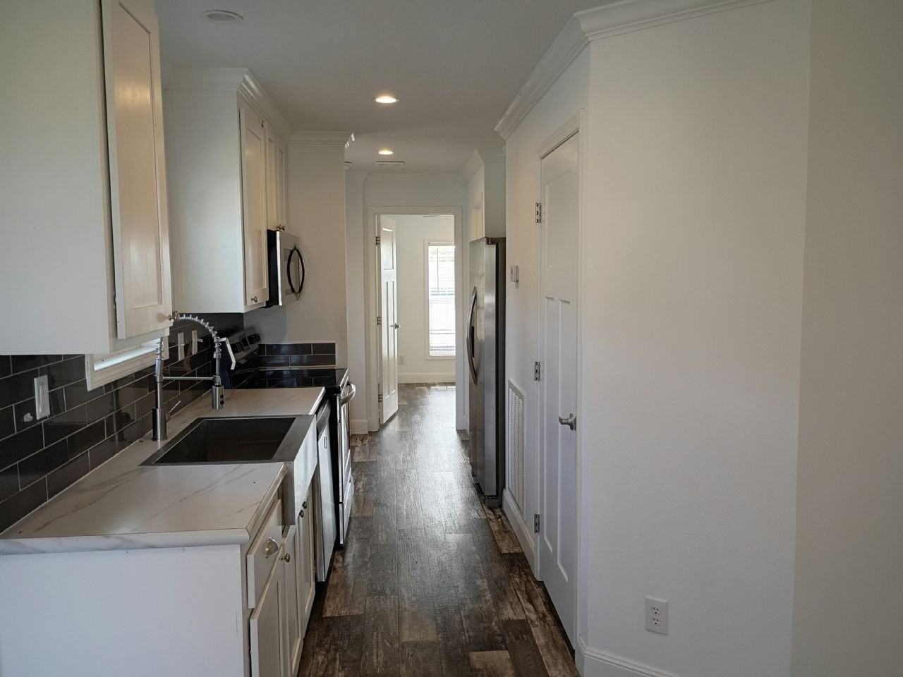 6 Anita Dr #3 - Photo 5 of 11