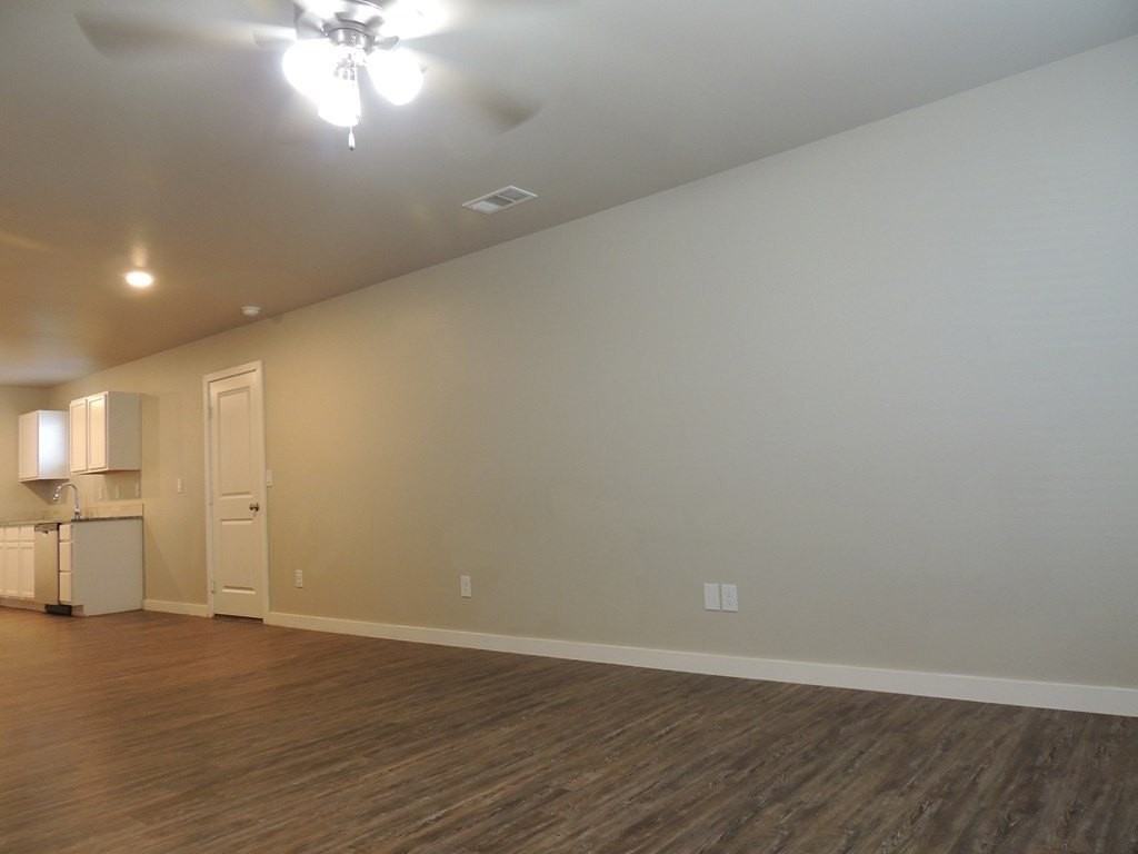 1200 Cajun St - Photo 3 of 23