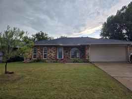 featured image of 4825 Eric Dr