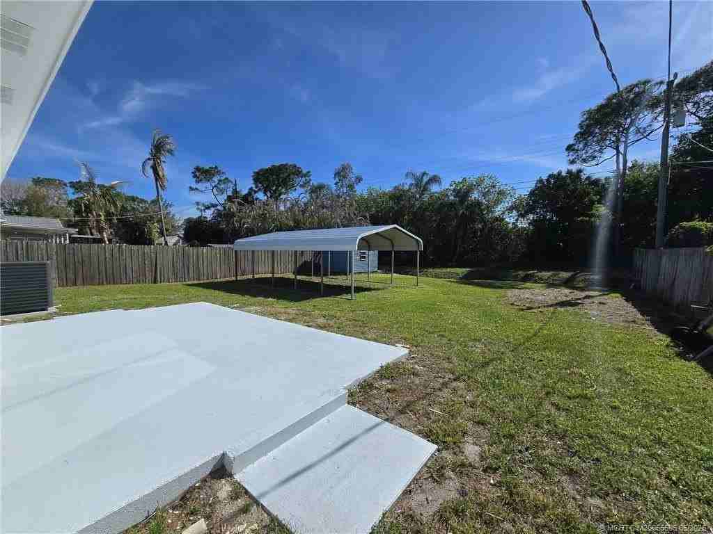 5968 Se Avalon Dr - Photo 5 of 26