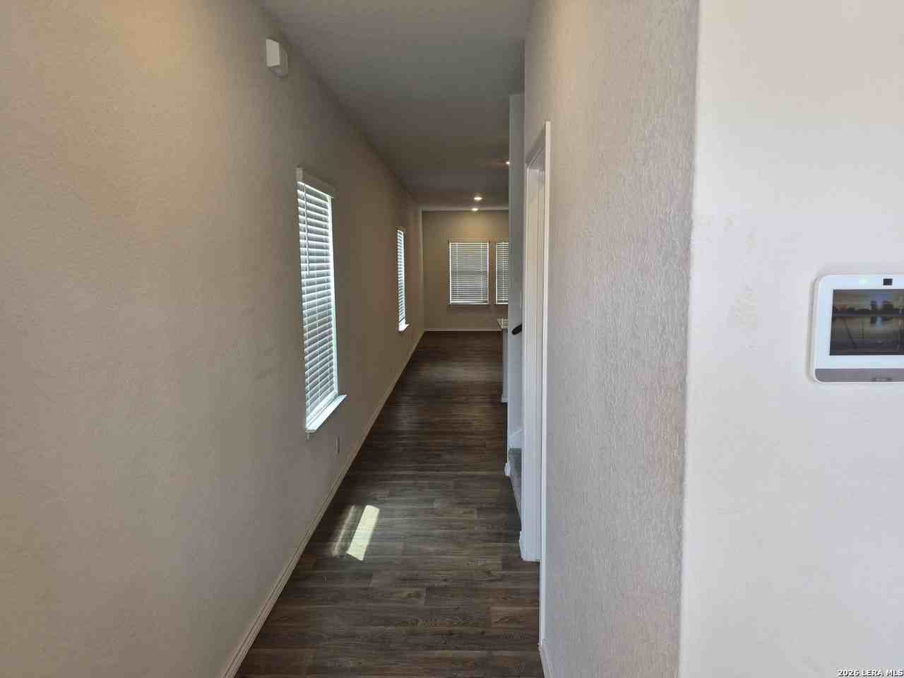 465 Middle Green Loop - Photo 4 of 40