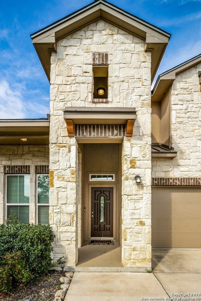 120 Jolie Cir - Photo 3 of 33