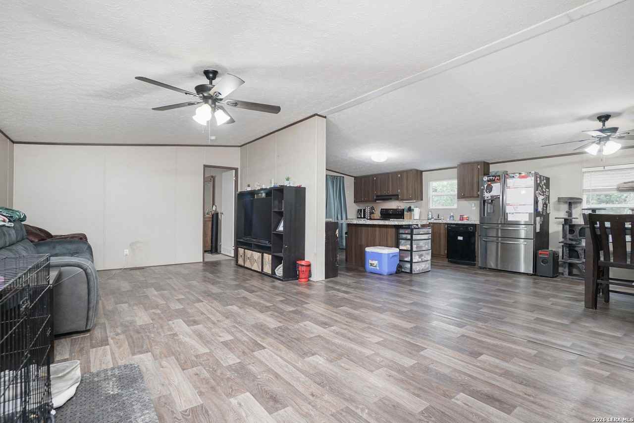 234 Quail Dr - Photo 4 of 30